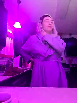 Snapshot of ScarletCallings420 chatting on 02/22/25, 05:02 ScarletCallings420 online show from 02/22/25, 05:02