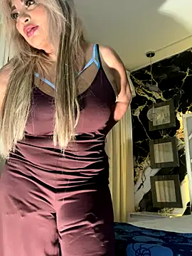 Snapshot of scarlett_sexx69 chatting on 11/22/25, 11:31 scarlett sexx69 online show from 11/22/25, 11:31