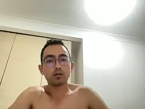 freshmanxxl98 online show from 07/01/26, 12:45
