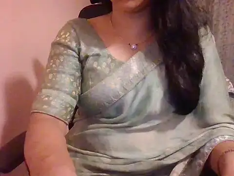 Pinky 4 online show from 12/29/24, 02:10