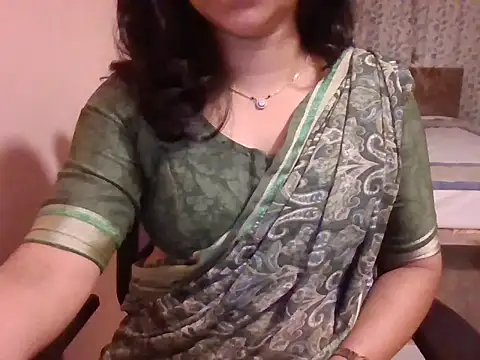 Pinky 4 online show from 10/12/25, 12:09