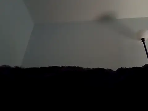 Snapshot of EZYves chatting on 09/11/25, 09:42 EZYves online show from 09/11/25, 09:42