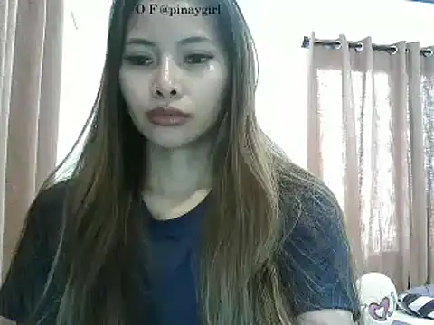 Snapshot of pinay6969 chatting on 12/02/25, 02:28 pinay6969 online show from 12/02/25, 02:28