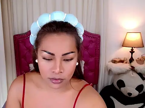 Snapshot of DreamLADYBOY chatting on 09/19/25, 01:07 DreamLADYBOY online show from 09/19/25, 01:07