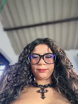 Simone Miller online show from 06/10/26, 09:46