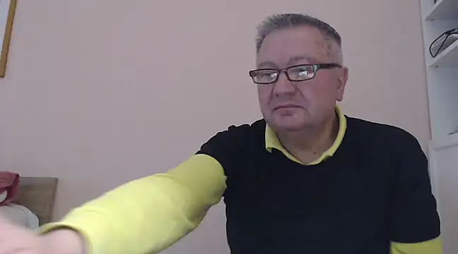 YOU6me online show from 01/05/25, 03:23