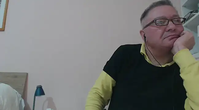 YOU6me online show from 01/06/25, 05:49