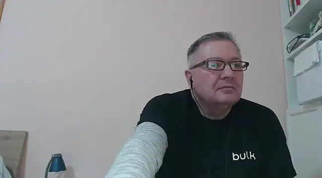 YOU6me online show from 01/09/25, 05:43