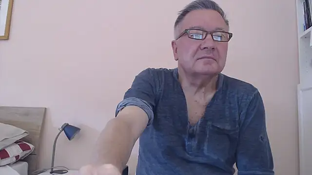 YOU6me online show from 09/19/25, 06:48