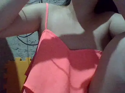 Beatrice143 online show from 10/21/25, 01:28