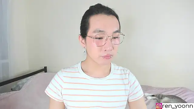 Snapshot of Ren_yoon chatting on 02/11/26, 01:10 Ren yoon online show from 02/11/26, 01:10