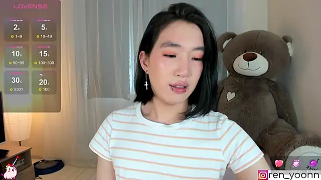 Snapshot of Ren_yoon chatting on 05/28/26, 01:41 Ren yoon online show from 05/28/26, 01:41