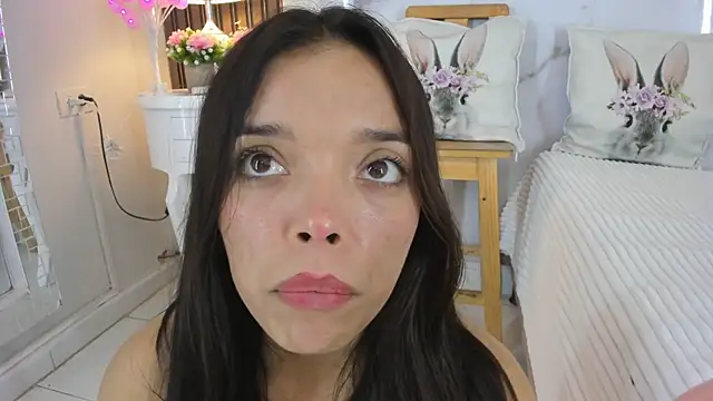 hannahill69 online show from 01/10/25, 07:35