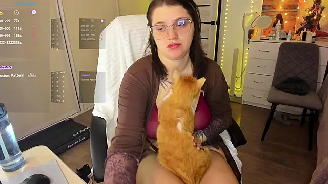 Ophelia mm online show from 11/15/25, 07:05