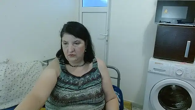 Snapshot of RidemerafSuzana chatting on 03/14/25, 11:12 RidemerafSuzana online show from 03/14/25, 11:12