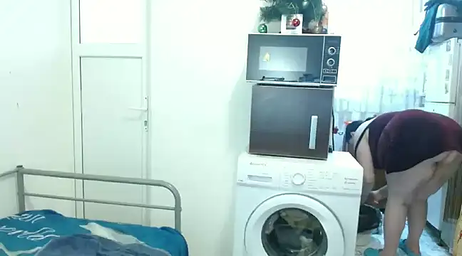 Snapshot of RidemerafSuzana chatting on 03/22/25, 02:25 RidemerafSuzana online show from 03/22/25, 02:25