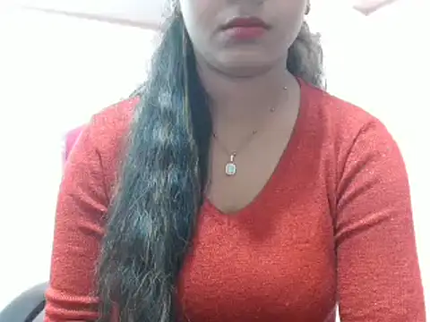 LovingPihu online show from 01/17/25, 11:38