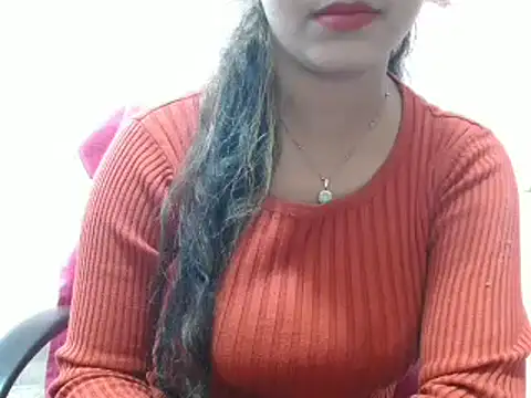 LovingPihu online show from 01/30/25, 04:58