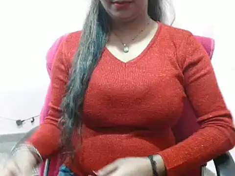 LovingPihu online show from 02/03/25, 05:40