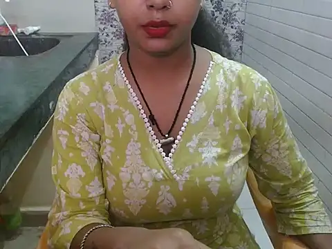 LovingPihu online show from 09/13/25, 05:29