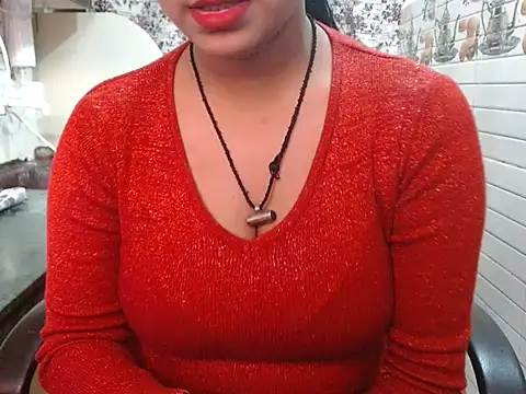 LovingPihu online show from 12/23/25, 05:49