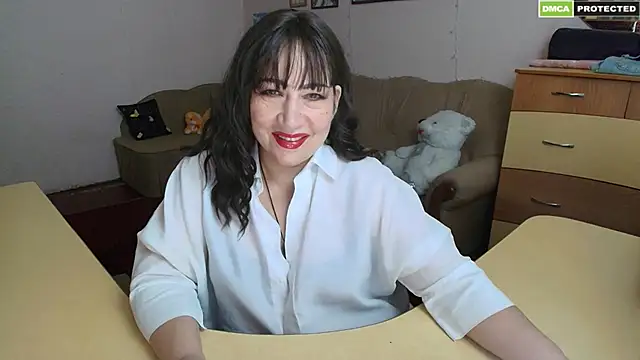 Snapshot of Lucretia_Goldi_ chatting on 12/30/24, 03:35 Lucretia Goldi online show from 12/30/24, 03:35