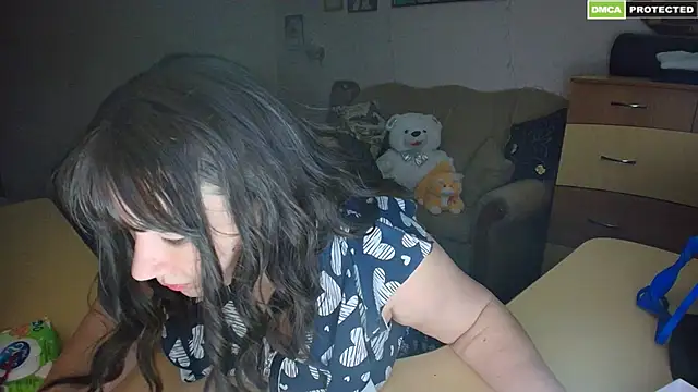 Snapshot of Lucretia_Goldi_ chatting on 01/21/25, 11:55 Lucretia Goldi online show from 01/21/25, 11:55