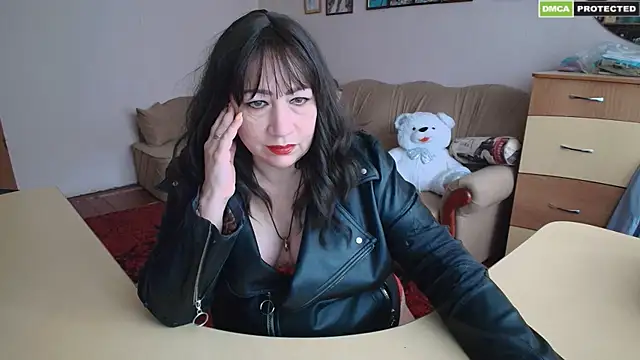Snapshot of Lucretia_Goldi_ chatting on 03/16/25, 02:22 Lucretia Goldi online show from 03/16/25, 02:22