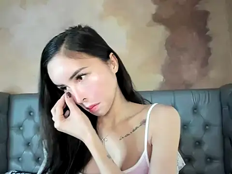 CaliAsian online show from 10/01/25, 01:00