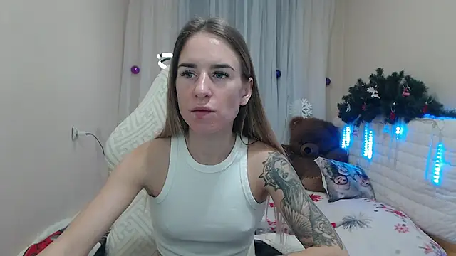 Snapshot of DeboraHorny chatting on 12/22/25, 07:16 DeboraHorny online show from 12/22/25, 07:16