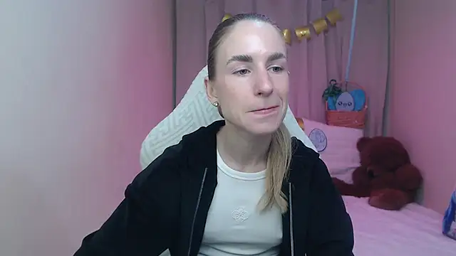 Snapshot of DeboraHorny chatting on 04/09/26, 06:19 DeboraHorny online show from 04/09/26, 06:19