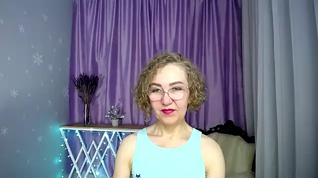 queen a n i online show from 05/10/26, 09:58
