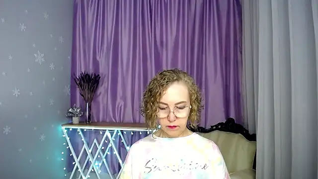 queen a n i online show from 05/27/26, 08:11