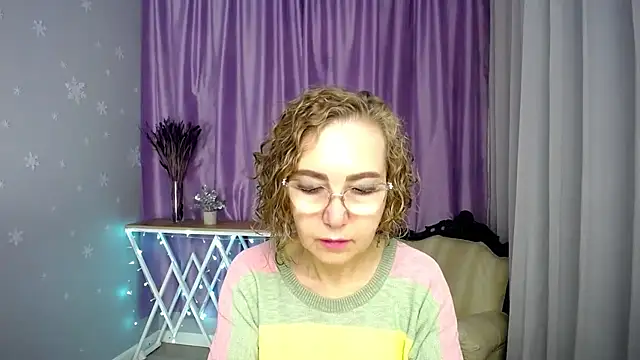 queen a n i online show from 07/04/26, 07:03