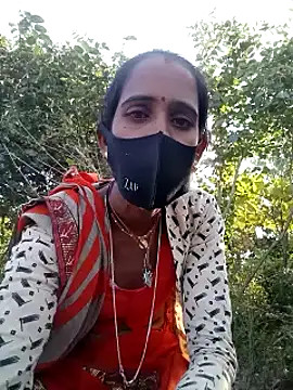 Snapshot of Mohni_Das chatting on 12/04/24, 09:18 Mohni Das online show from 12/04/24, 09:18