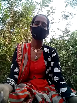 Snapshot of Mohni_Das chatting on 12/08/24, 10:08 Mohni Das online show from 12/08/24, 10:08