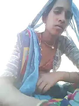 Snapshot of Mohni_Das chatting on 10/12/25, 11:42 Mohni Das online show from 10/12/25, 11:42