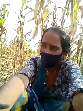 Snapshot of Mohni_Das chatting on 10/14/25, 09:43 Mohni Das online show from 10/14/25, 09:43