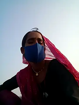 Snapshot of Mohni_Das chatting on 10/19/25, 11:11 Mohni Das online show from 10/19/25, 11:11