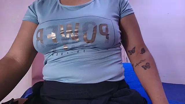 Snapshot of lay_navas chatting on 09/23/25, 07:17 lay navas online show from 09/23/25, 07:17