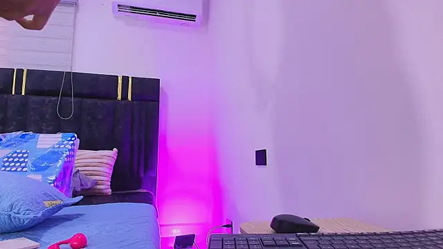 Snapshot of lay_navas chatting on 12/04/25, 07:11 lay navas online show from 12/04/25, 07:11