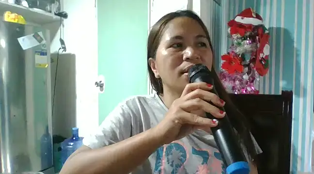 h0ney lips online show from 12/28/24, 04:51