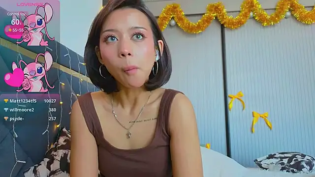 Mia Tin online show from 01/04/25, 07:24