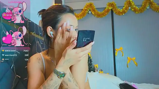 Mia Tin online show from 01/06/25, 12:24