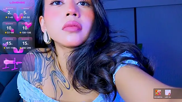 Mia Tin online show from 05/31/26, 01:40