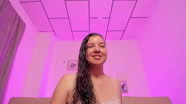 Snapshot of BUUNNY_BELLA chatting on 07/10/26, 03:11 BUUNNY BELLA online show from 07/10/26, 03:11