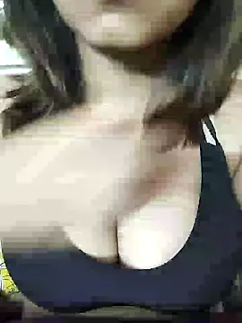 Snapshot of RESHMI_07 chatting on 01/05/25, 01:56 RESHMI 07 online show from 01/05/25, 01:56
