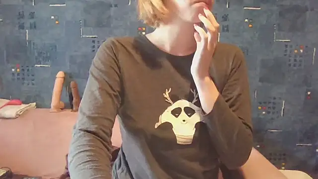 Snapshot of virginriverofficial chatting on 05/14/26, 08:21 virginriverofficial online show from 05/14/26, 08:21