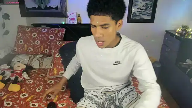 kimgodoy online show from 11/16/25, 09:31