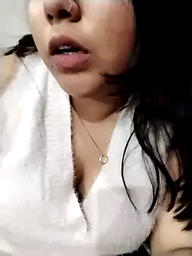 Alisha  Arora online show from 01/03/25, 10:20